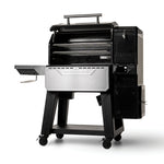 Masterbuilt Gravity Series XT ouvert montrant les grilles de cuisson étagées en acier inoxydable