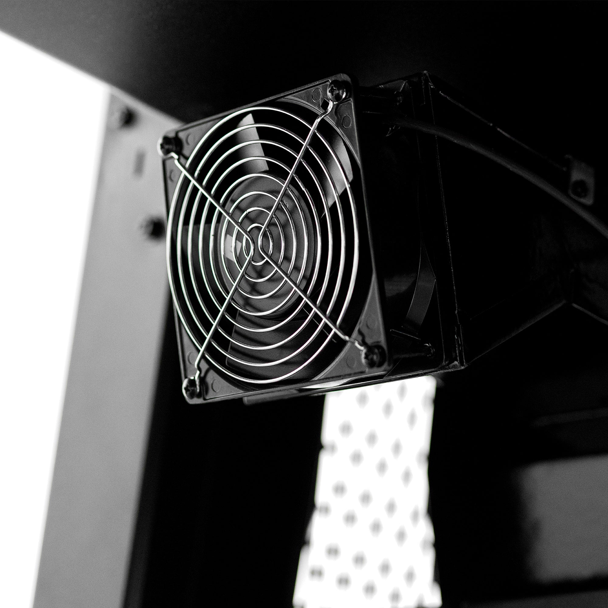 Ventilateur DigitalFan du Masterbuilt Gravity Series XT qui régule la température